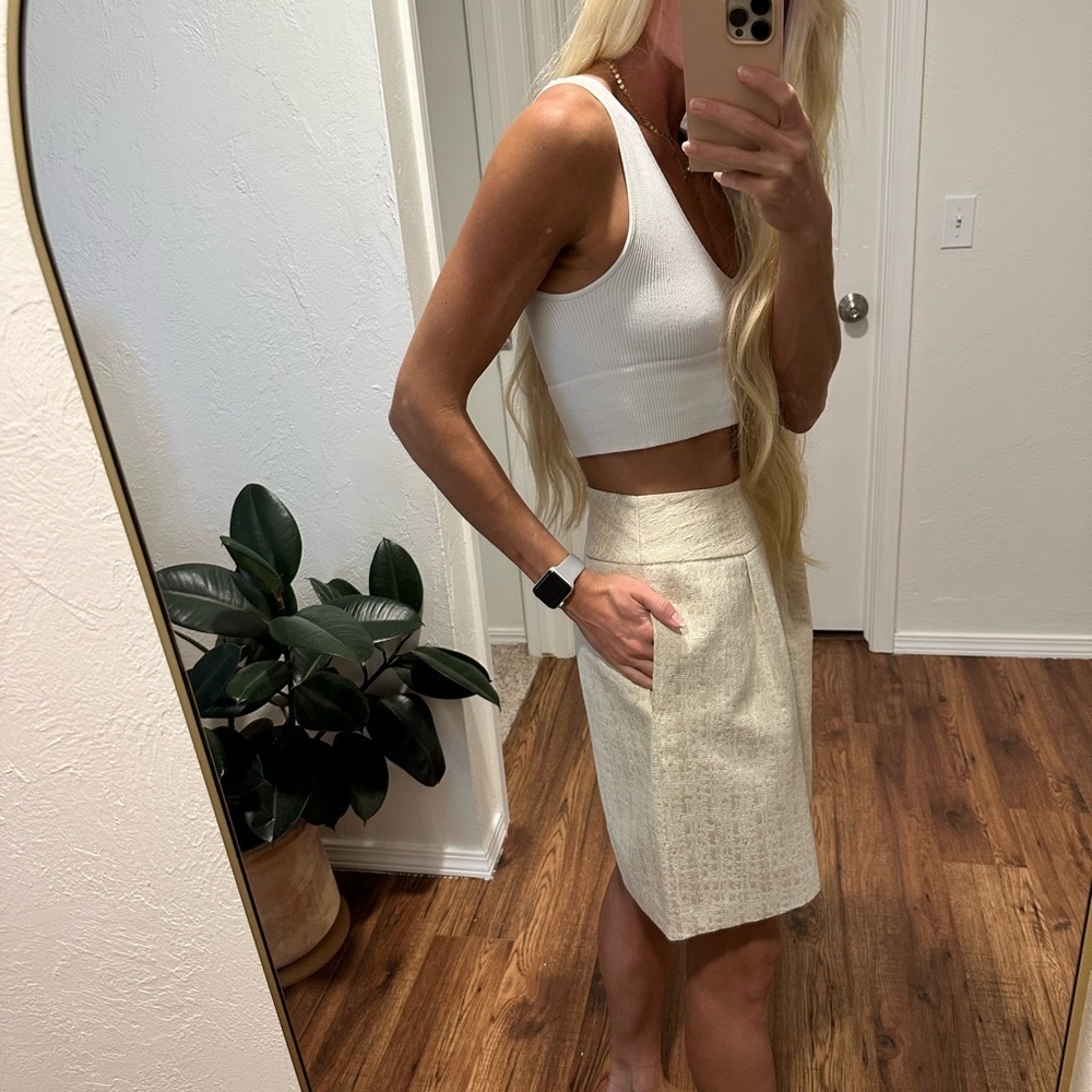 🌟SALE🌟 Cream skirt​​​​​ - Picture 3 of 6